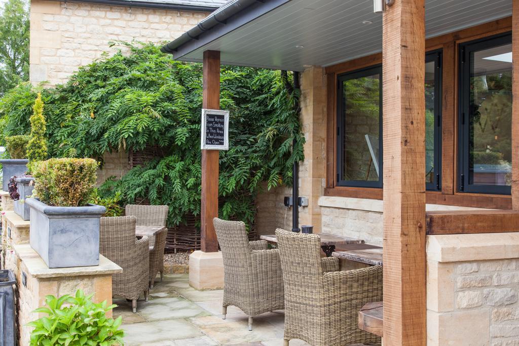 The Wychwood Inn Shipton under Wychwood Ngoại thất bức ảnh
